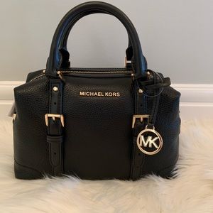 Michael Kors Bags - ๐NEW๐ MICHAEL KORS SATCHEL/CROSSBODY Michael Kors Bags - ๐NEW๐ MICHAEL KORS SATCHEL/CROSSBODY